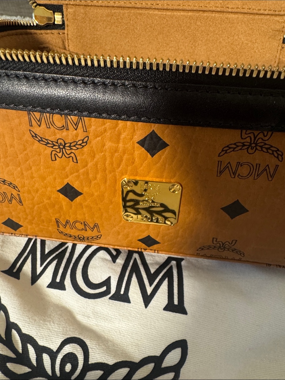 MCM Cognac Visetos Vanity Case with Black Trim and Gold Hardware - Picture 6 of 9